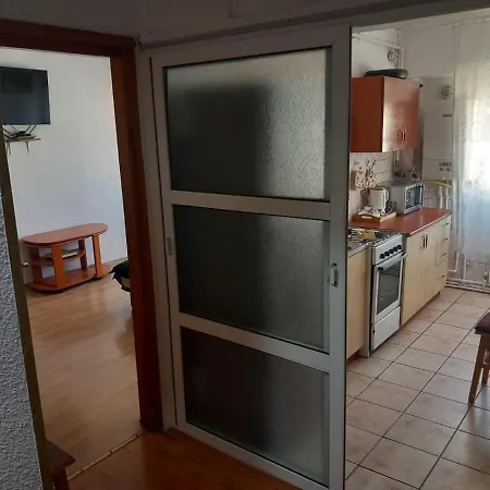 Apartament Complet Utilat *